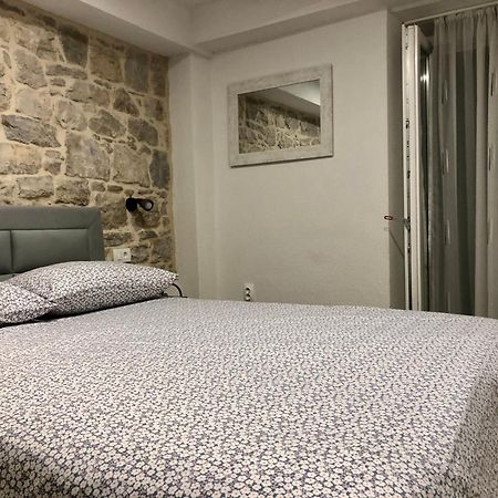 Apartman Blue Moon Split- Free Parking Zewnętrze zdjęcie