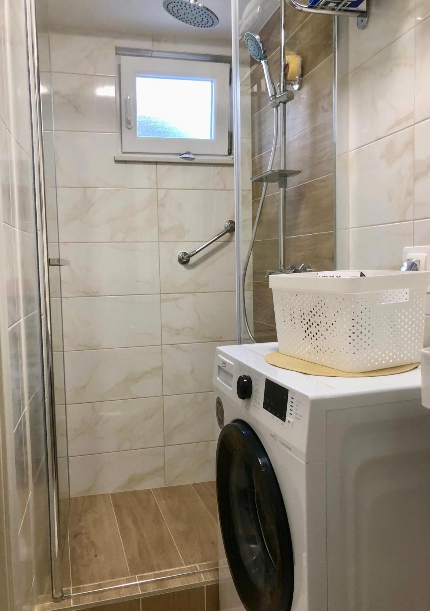Apartman Blue Moon Split- Free Parking Zewnętrze zdjęcie