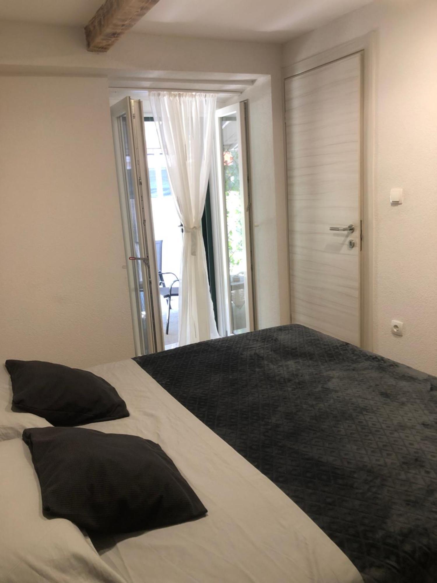 Apartman Blue Moon Split- Free Parking Zewnętrze zdjęcie